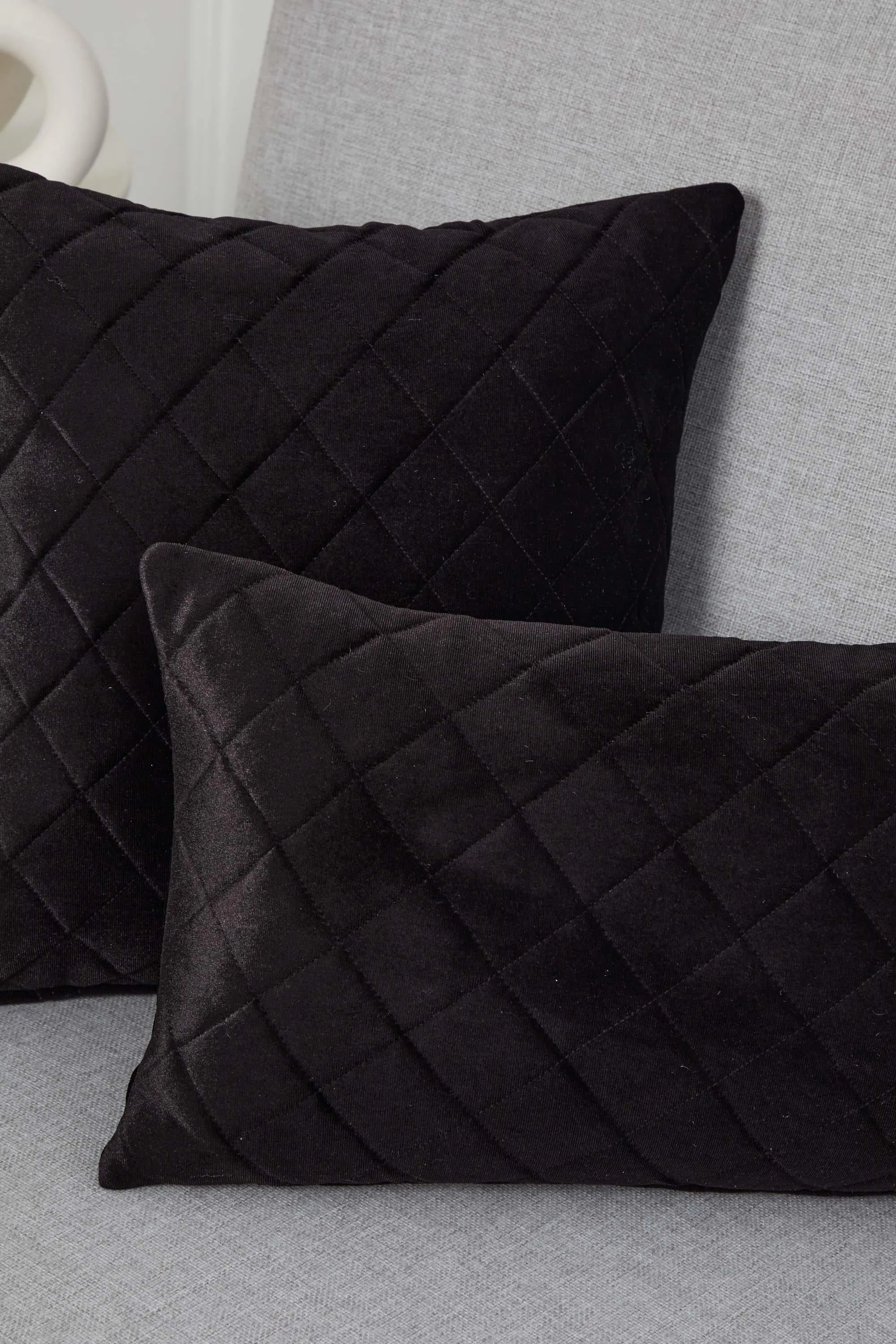 Boho Style Throw Pillow Cover made from Velvet, Decorative 18x18 Inches Quilted Handmade Pillow Cover for Modern Home Decoration,K-330