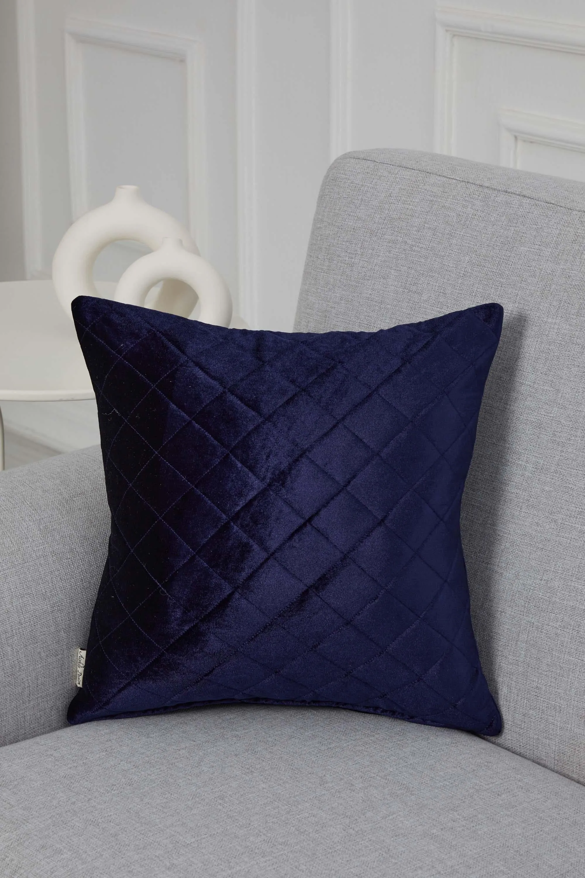 Boho Style Throw Pillow Cover made from Velvet, Decorative 18x18 Inches Quilted Handmade Pillow Cover for Modern Home Decoration,K-330