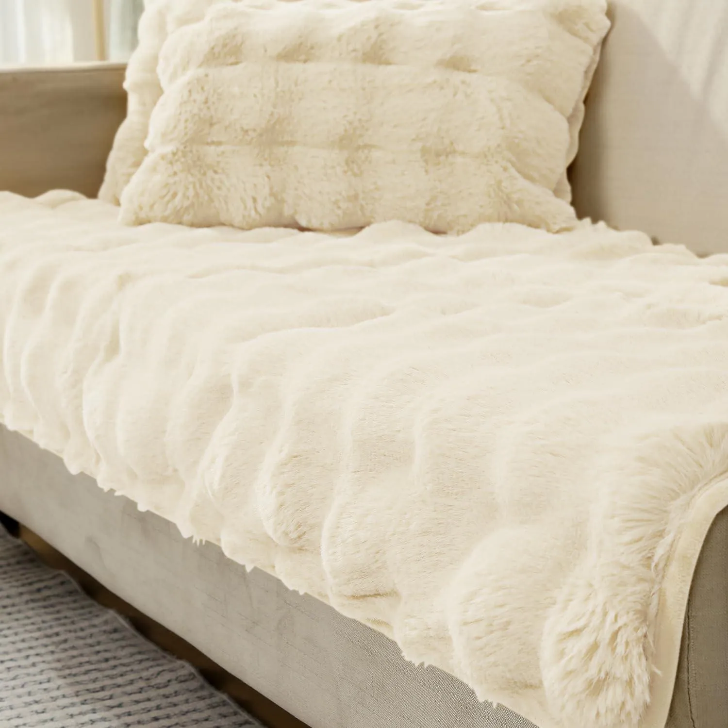 Premium Faux Rabbit Fur Anti Slip Sofa Cover Mat with 2 Armrest Cover, Beige