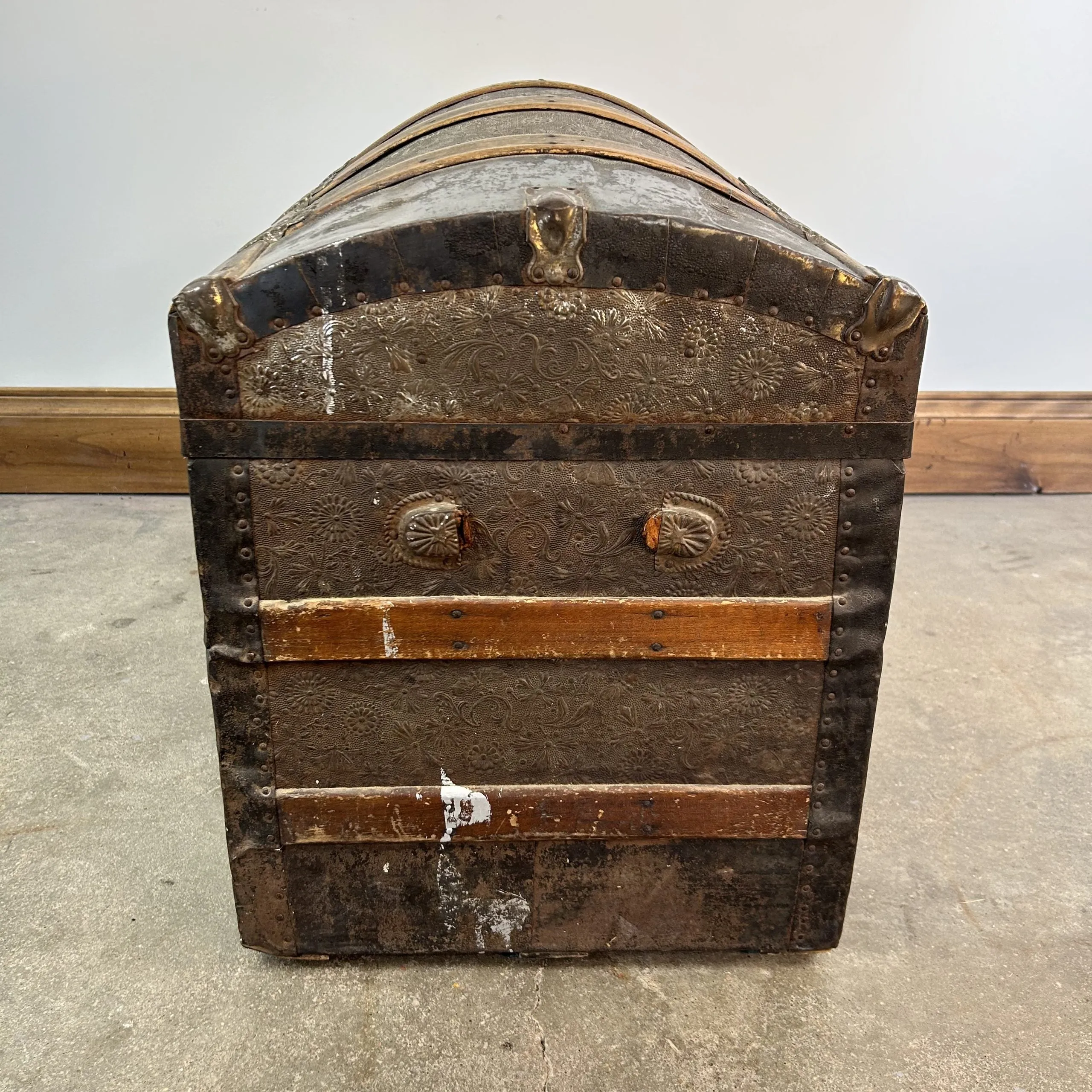 Vintage Trunk Chest, Wood, Metal, Arched Top with Carrier