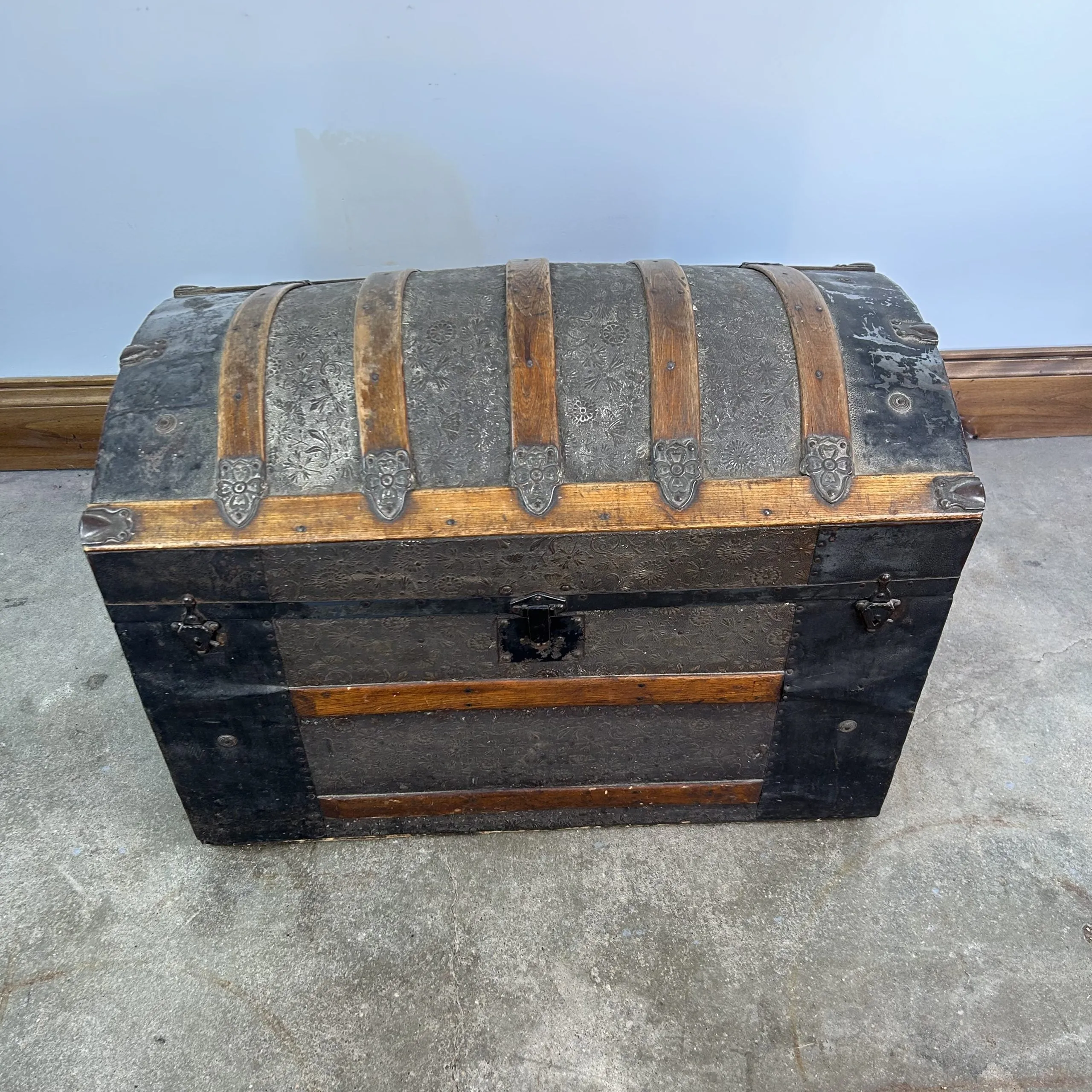 Vintage Trunk Chest, Wood, Metal, Arched Top with Carrier
